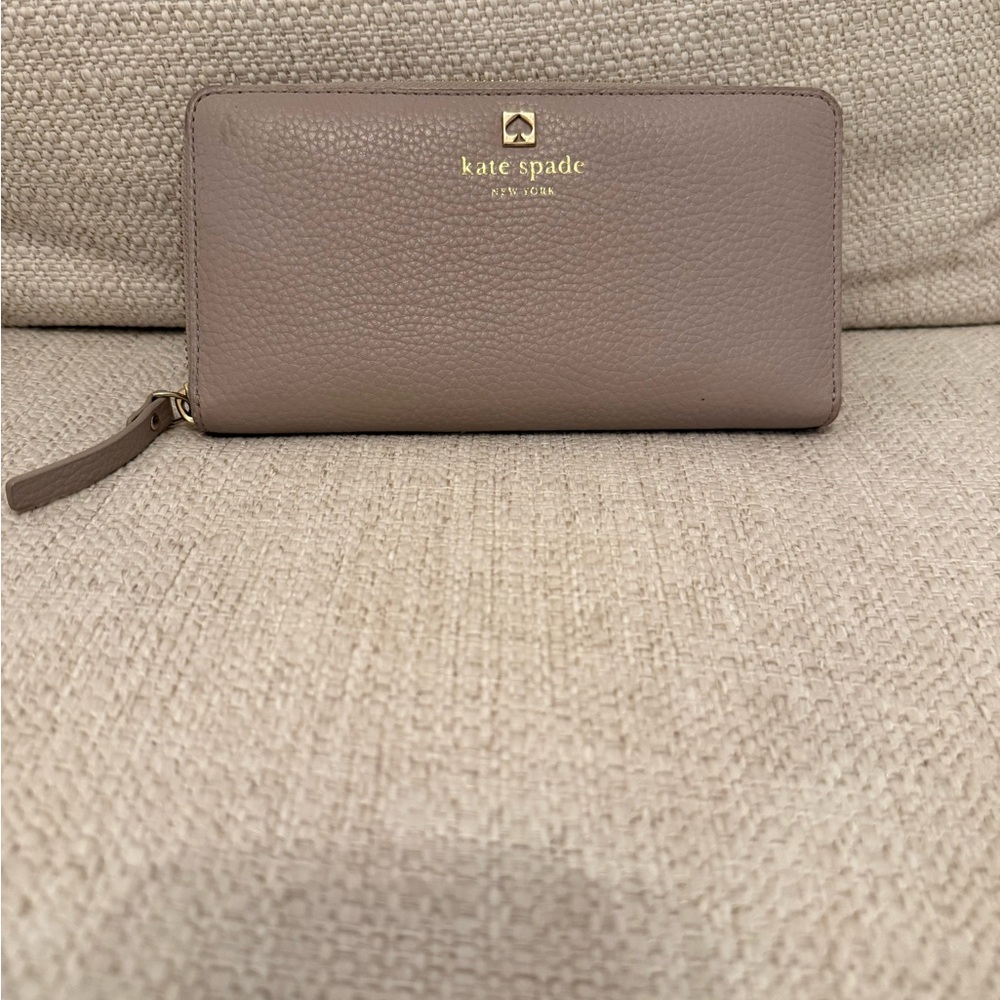 Kate Spade Soft Taupe Brown Wallet